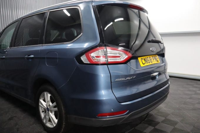 2025 Ford Galaxy