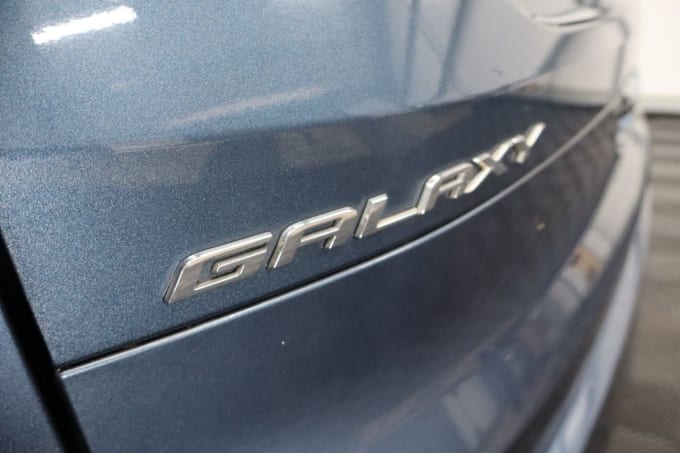 2025 Ford Galaxy