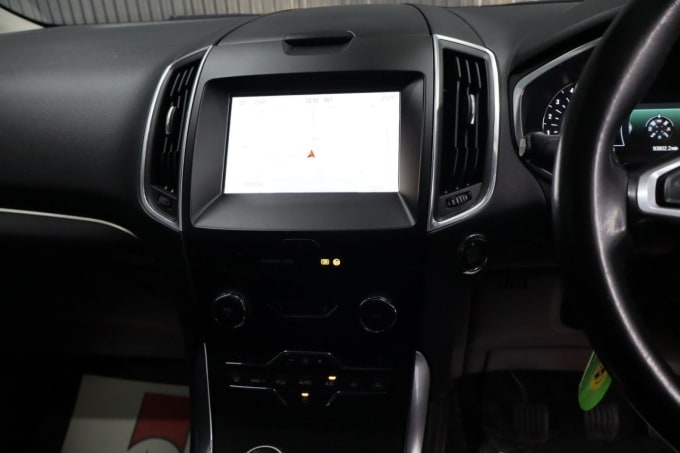2025 Ford Galaxy