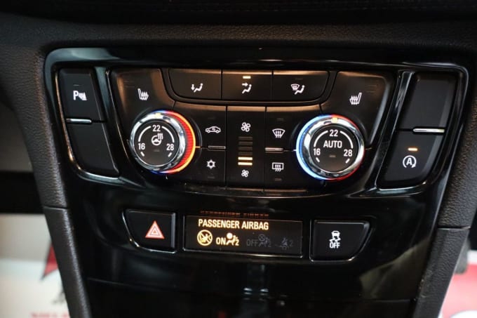 2025 Vauxhall Mokka X