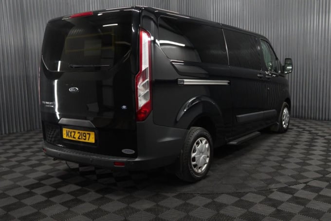 2025 Ford Transit Minibus