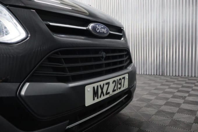 2025 Ford Transit Minibus