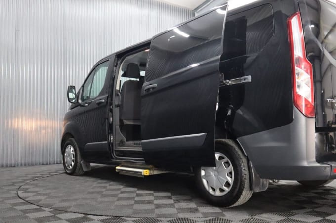 2025 Ford Transit Minibus