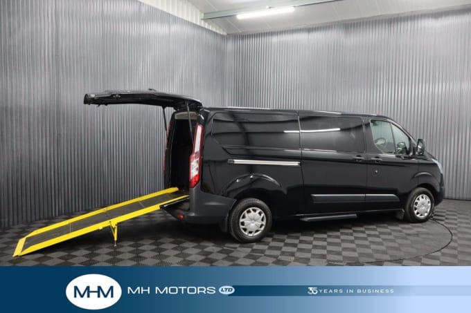 2025 Ford Transit Minibus