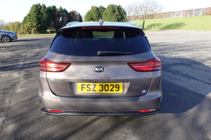 2025 Kia Ceed