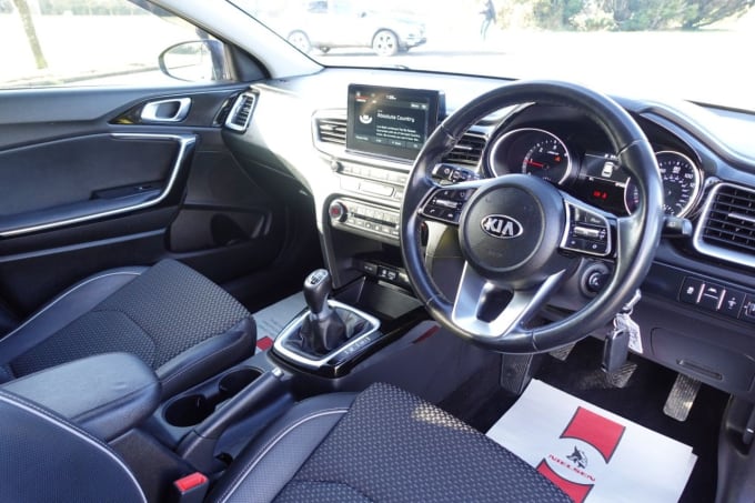 2025 Kia Ceed