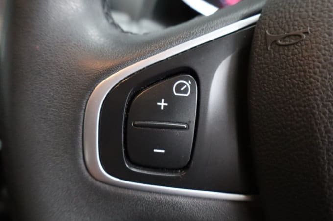 2025 Renault Clio