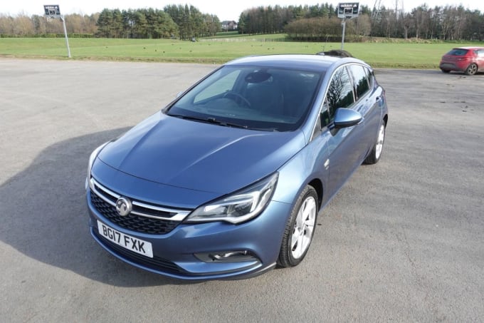 2025 Vauxhall Astra