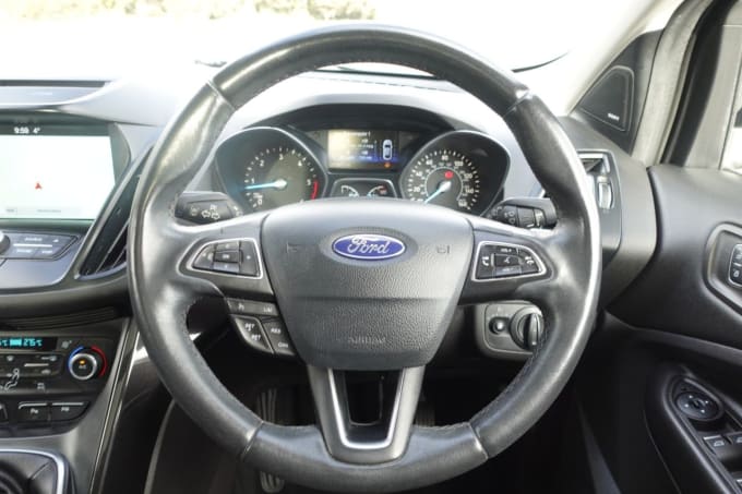 2025 Ford Kuga