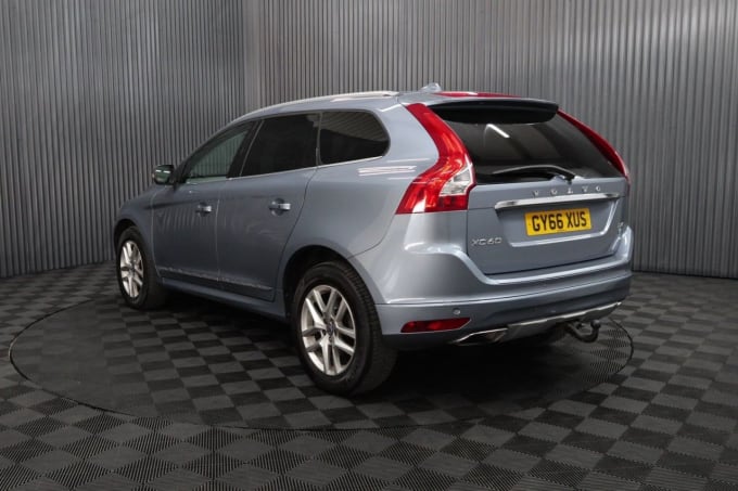 2025 Volvo Xc60