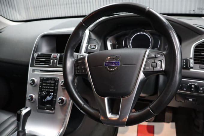 2025 Volvo Xc60