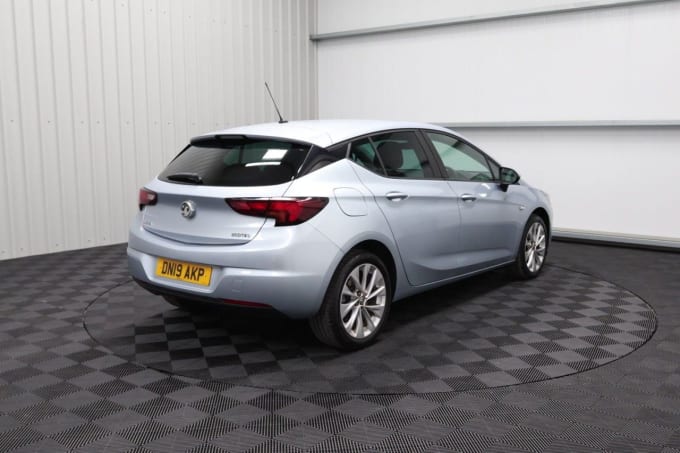 2025 Vauxhall Astra
