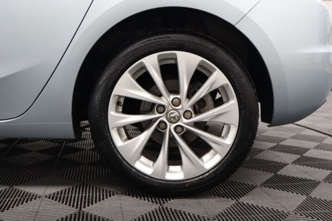 2025 Vauxhall Astra