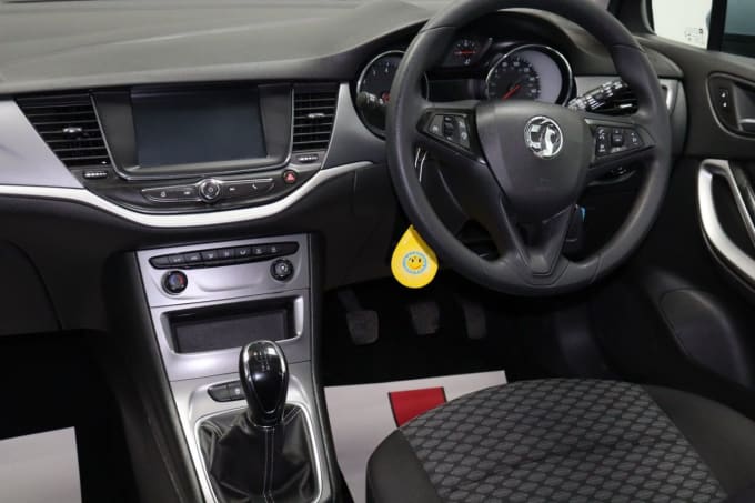 2025 Vauxhall Astra