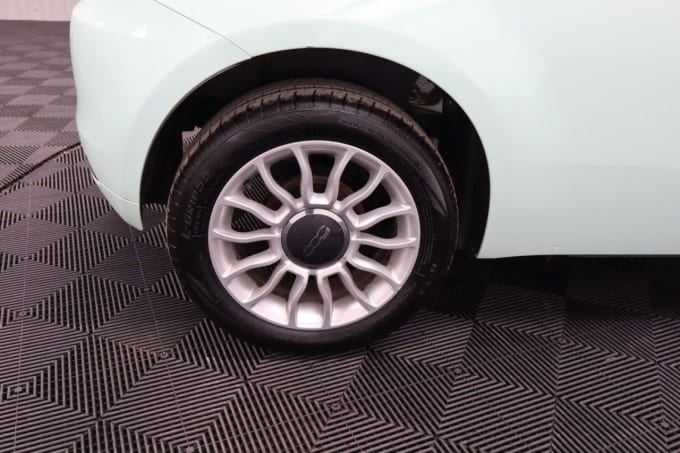 2025 Fiat 500