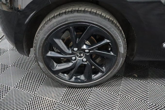 2025 Ds Automobiles Ds 3