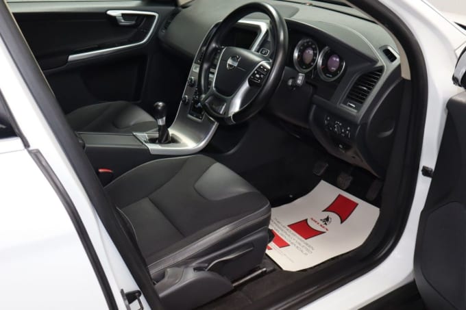2025 Volvo Xc60