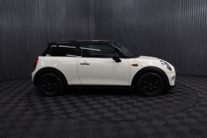 2025 Mini Hatch