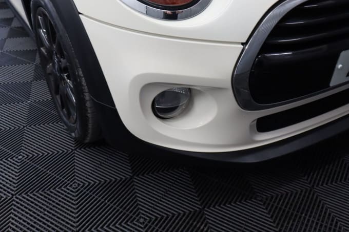 2025 Mini Hatch