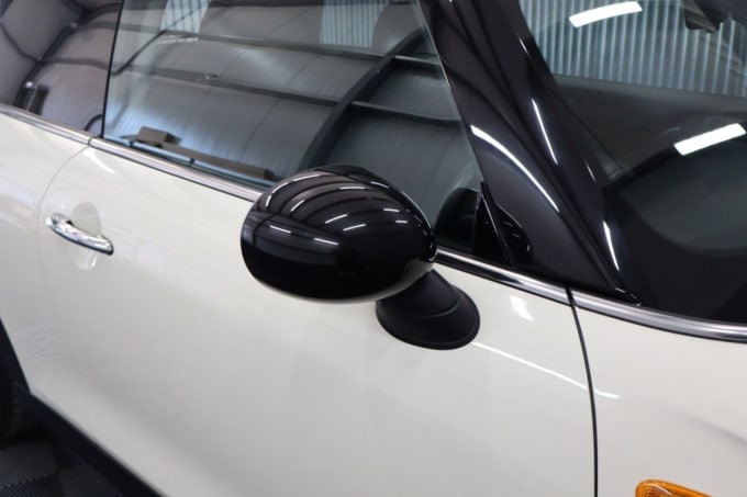2025 Mini Hatch