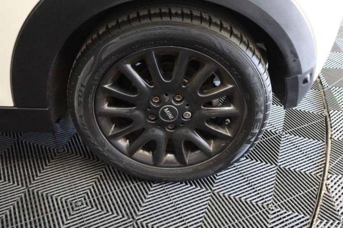 2025 Mini Hatch