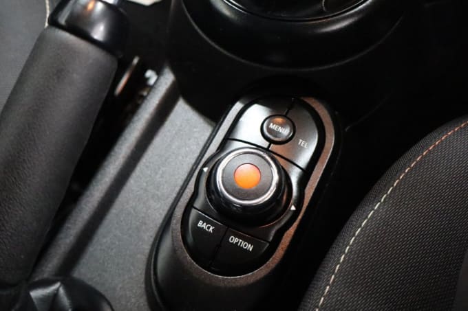 2025 Mini Hatch