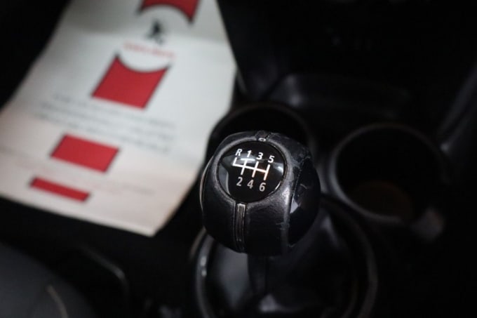 2025 Mini Hatch