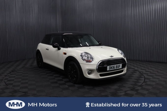 2025 Mini Hatch