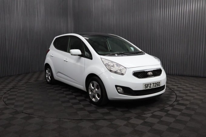 2025 Kia Venga