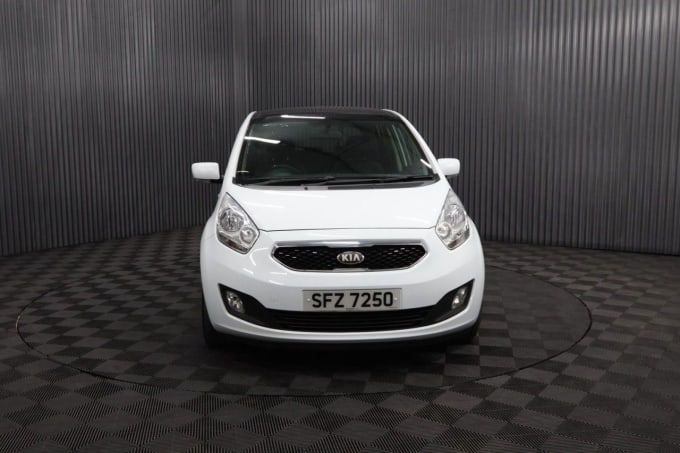 2025 Kia Venga