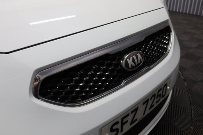 2025 Kia Venga