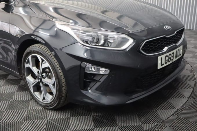 2025 Kia Ceed