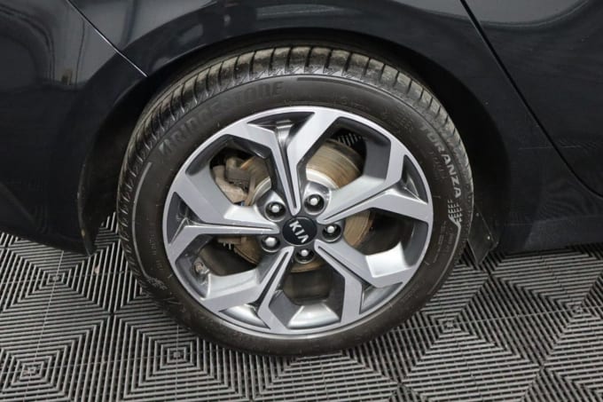 2025 Kia Ceed