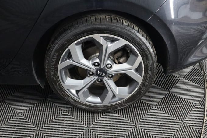 2025 Kia Ceed