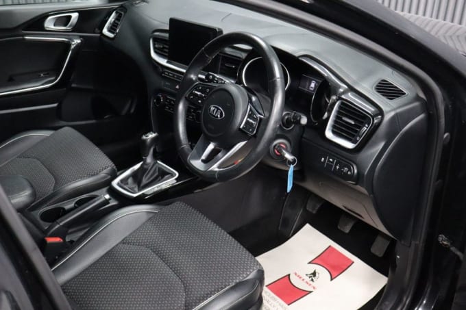 2025 Kia Ceed