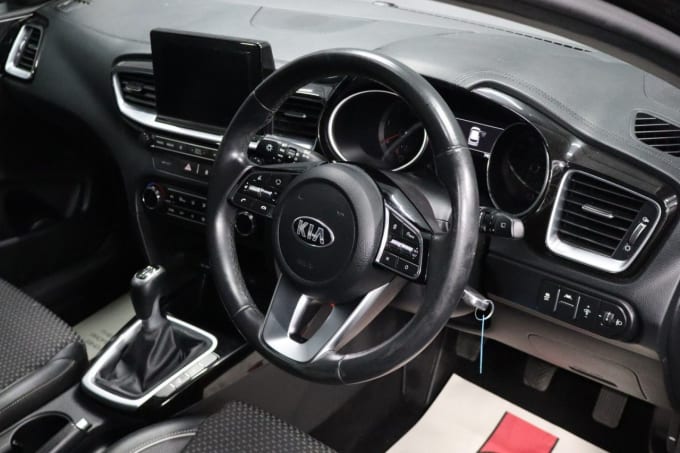 2025 Kia Ceed