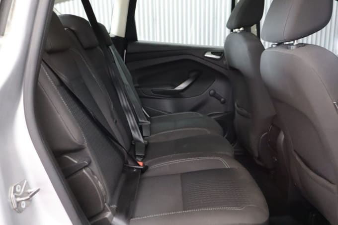 2025 Ford C-max
