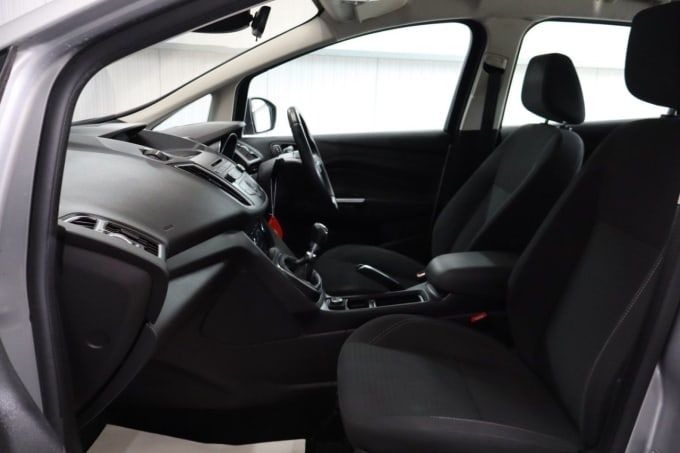 2025 Ford C-max
