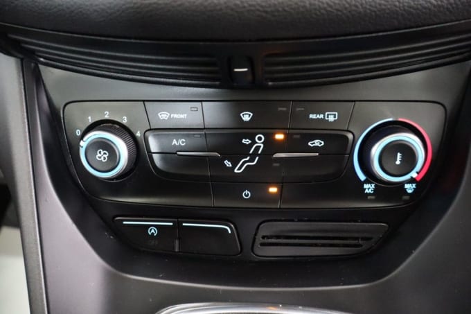 2025 Ford C-max