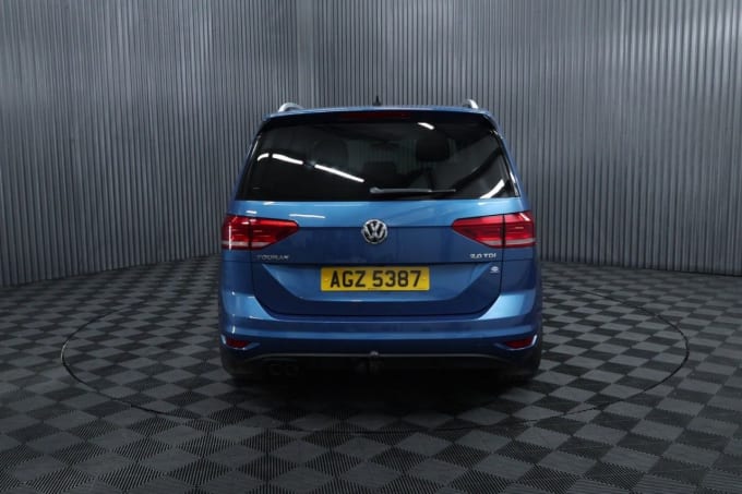 2025 Volkswagen Touran