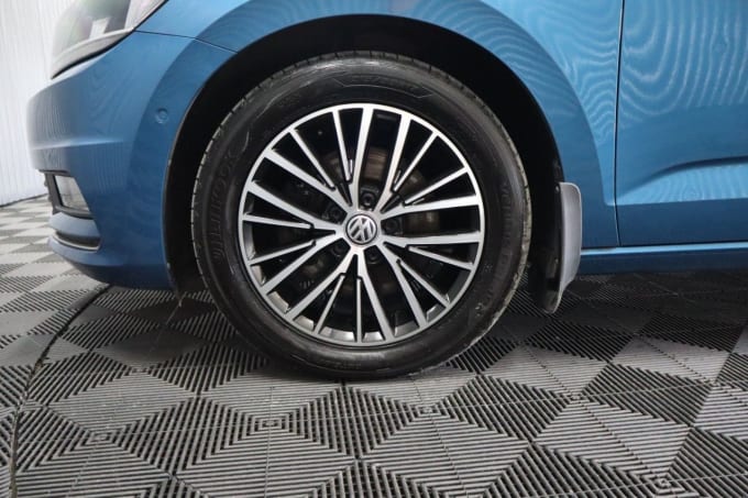 2025 Volkswagen Touran