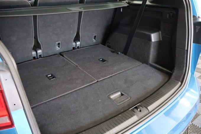 2025 Volkswagen Touran
