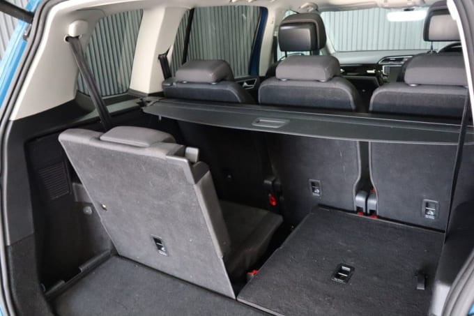 2025 Volkswagen Touran