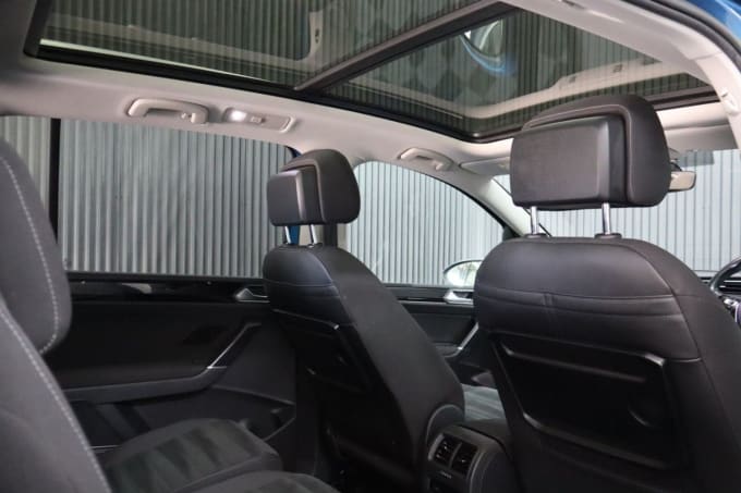 2025 Volkswagen Touran