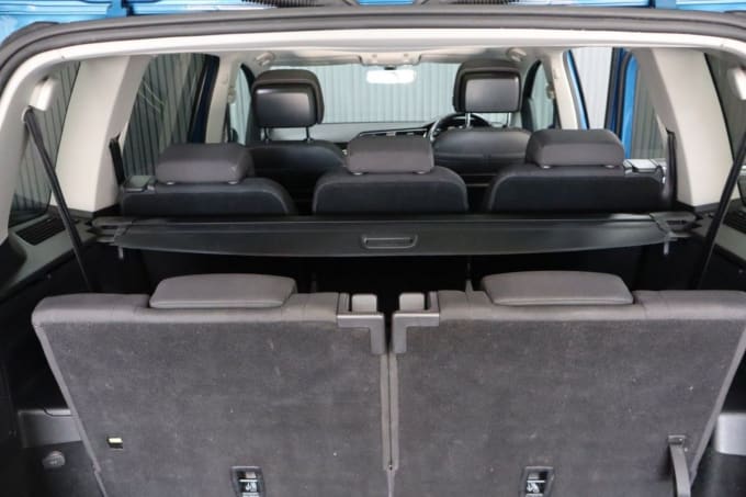 2025 Volkswagen Touran