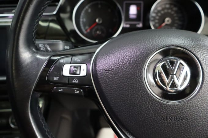 2025 Volkswagen Touran