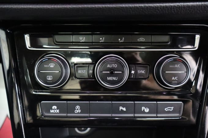 2025 Volkswagen Touran