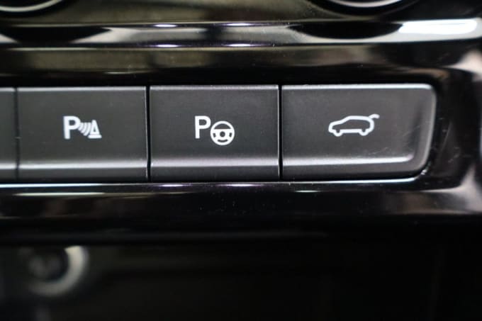 2025 Volkswagen Touran