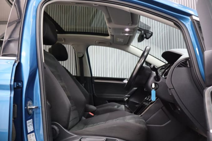 2025 Volkswagen Touran