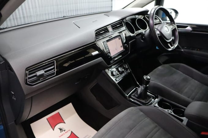 2025 Volkswagen Touran